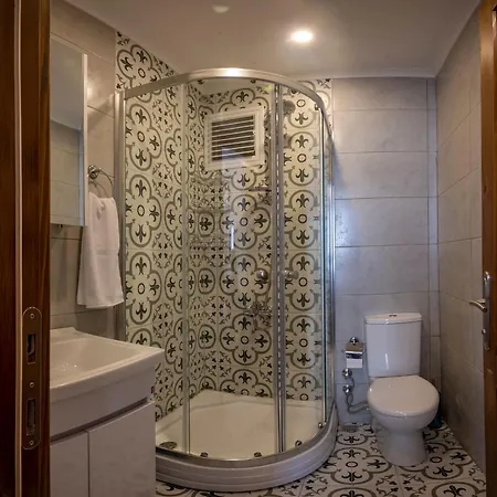 Taksim Hotel *