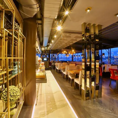 Momento Golden Horn Istanbul