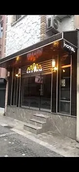 Hotel Rhythm 2*