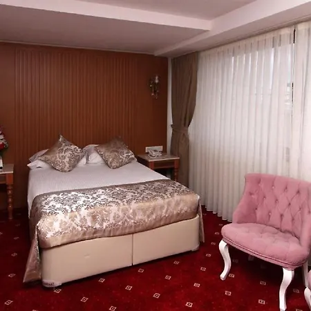 Tilia Hotel 4*