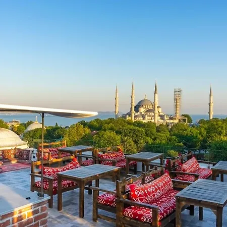 Hotel World Heritage Center 2*