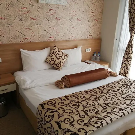 Hotel Nice Royal 3*