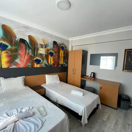 Hotel Victorious 2*