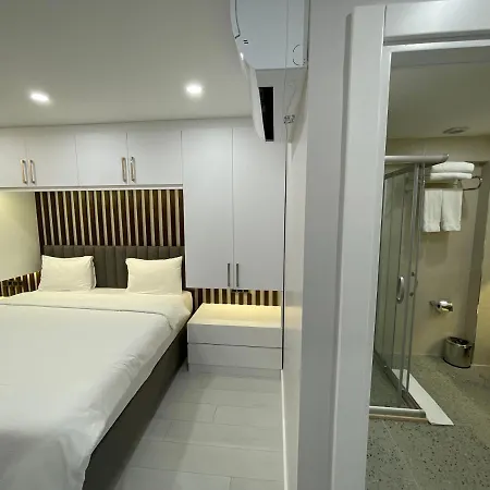 Kings Cross Hotel 3*