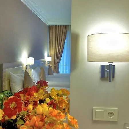 Laleli Emin Hotel 3*