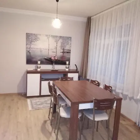 Big Family Apartment *