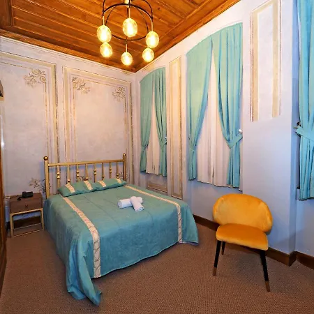 Otel Taksim Estane Butik 3*