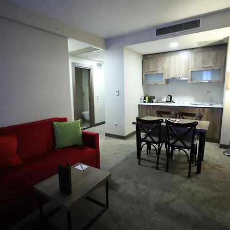 Hotel Ibis Styles Bomonti 4*