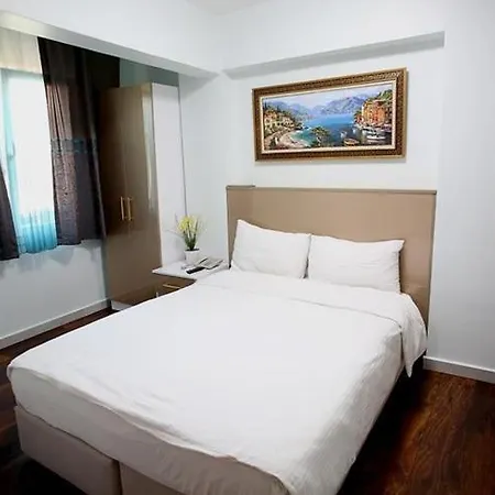 Ξενοδοχείο Metrolux 5*