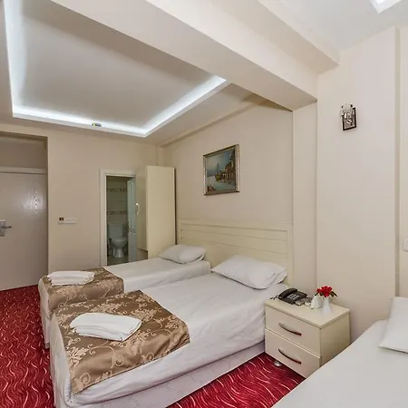 Hotel Maral
