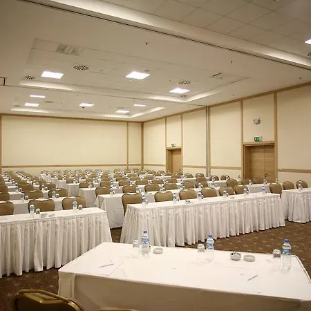 Wow Airport Hotel 4*