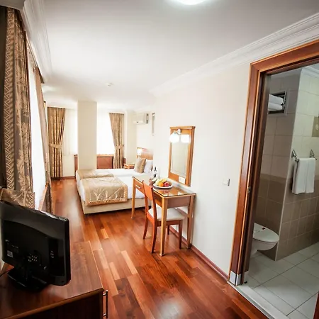Centrum Hotel 3*
