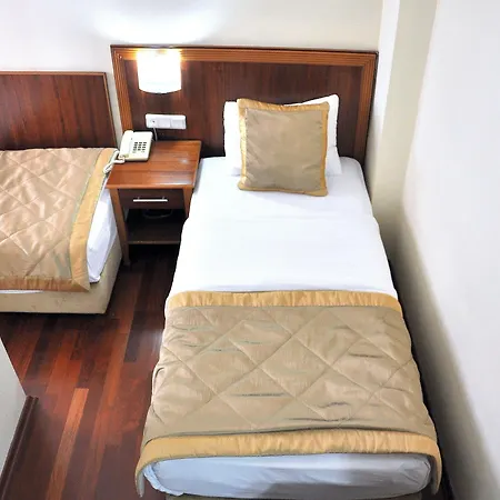 Hotel Centrum 3*