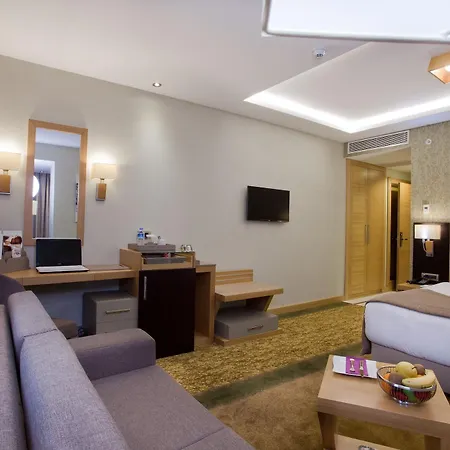 The Parma & Taksim 4*