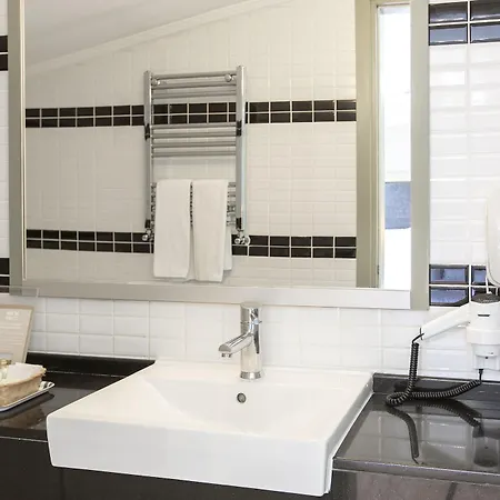 Hotellino Hotell 4*