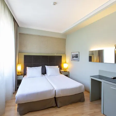 Hotellino Hotell 4*