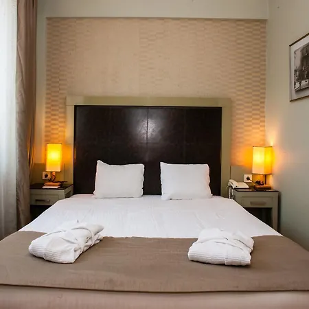 Hotellino Hotell 4*