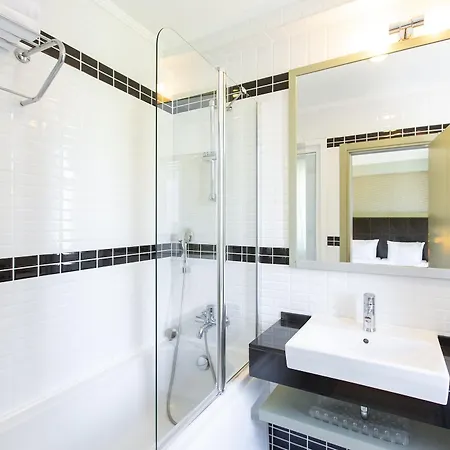 Hotellino Hotell 4*