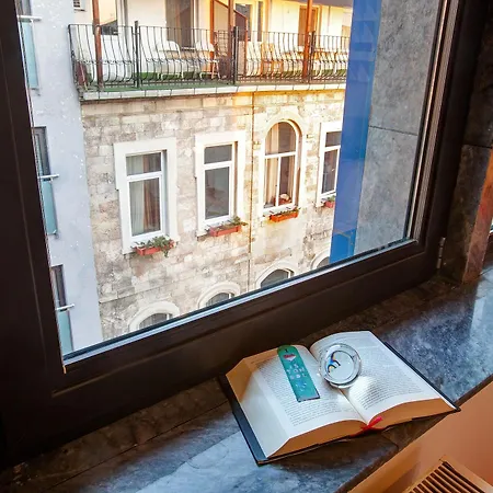 Duo Galata