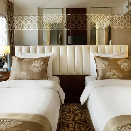 Taksim Pera Center Hotel