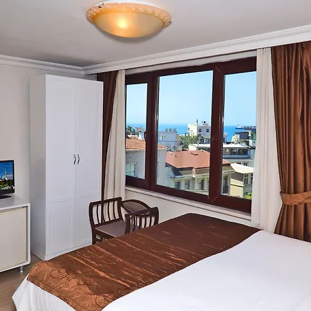 Hotel The Sunrise 3*