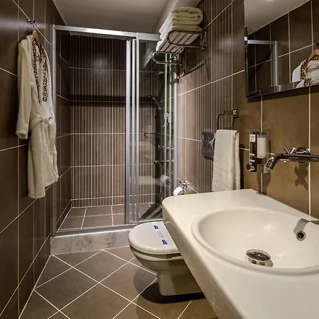 Parkhouse & 3* Istanbul