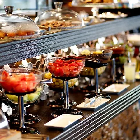 Momento Golden Horn Hotel 4*