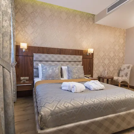 Hotel Midmar Deluxe 4*