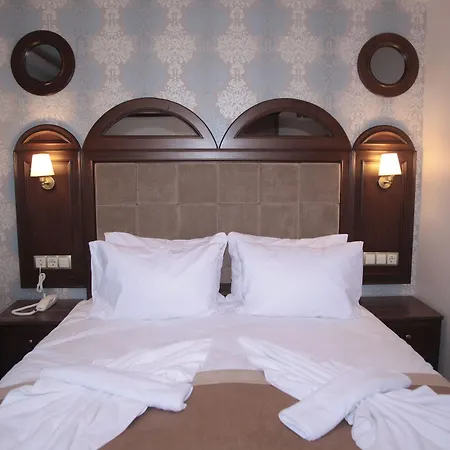 Hotel Golden Pen