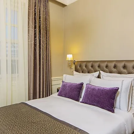 Meroddi Bagdatliyan Hotel 3*