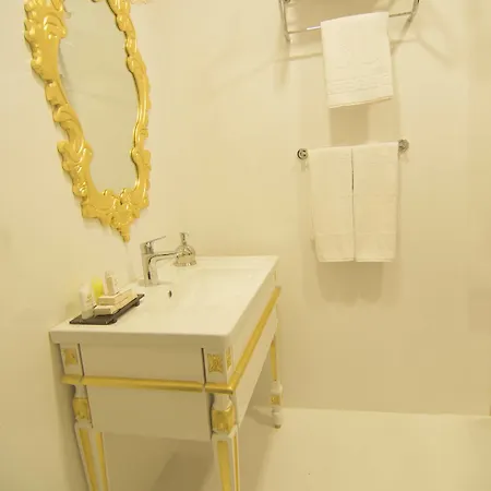 Mb Deluxe Hotel Istanbul