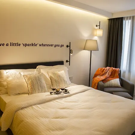Hotel Sparkle