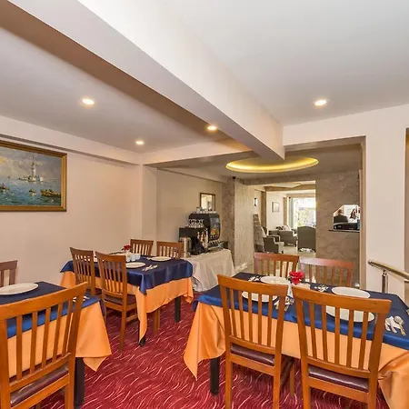 Hotel Maral 3*