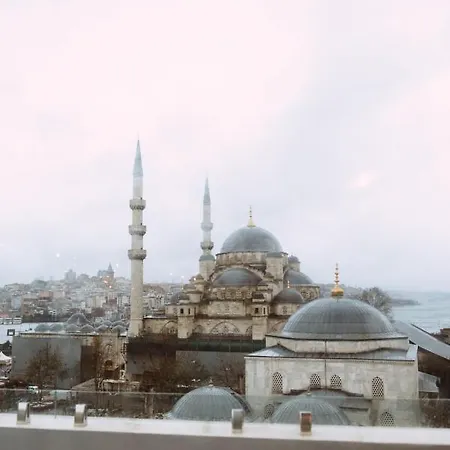 فندق Sirkeci 4*