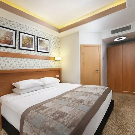 Otel Kadak Garden 2*