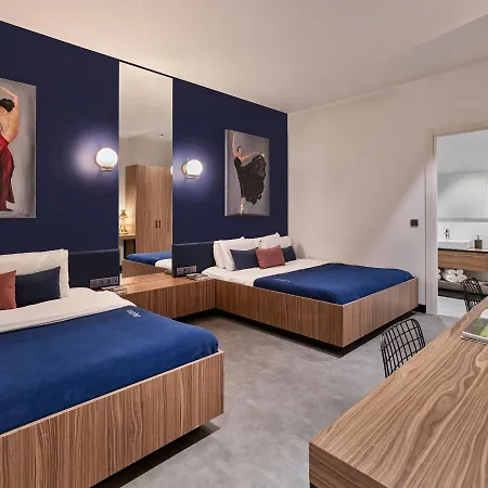 Kepler Club Sabiha Goekcen Airport - International Transit Area Hotel cápsula 5*