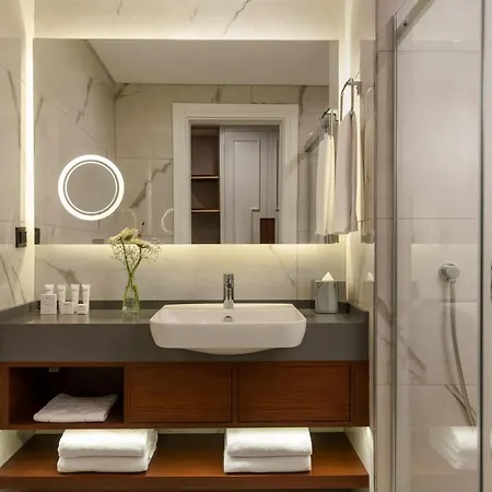 Отель Royan Hagia Sophia, A Member Of Radisson Individuals