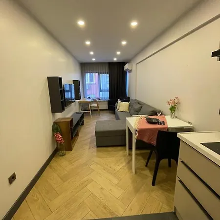 Fam Suites Osmanbey Daire