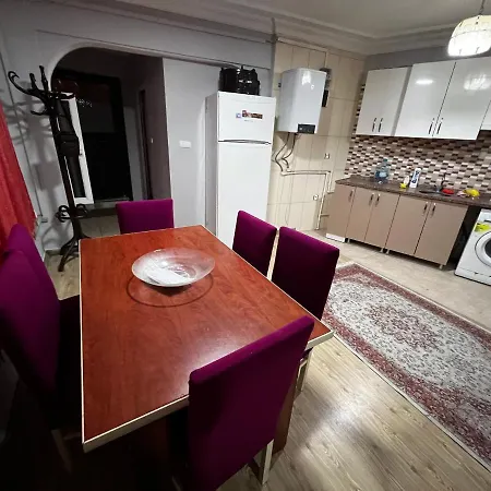 Apartment Pierreloti House *