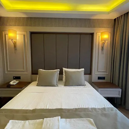 Martinenz Hotel