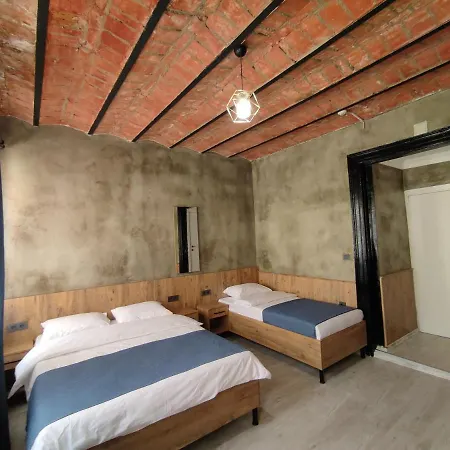 Apart Otel Life Span