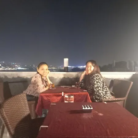الشباب هارموني
