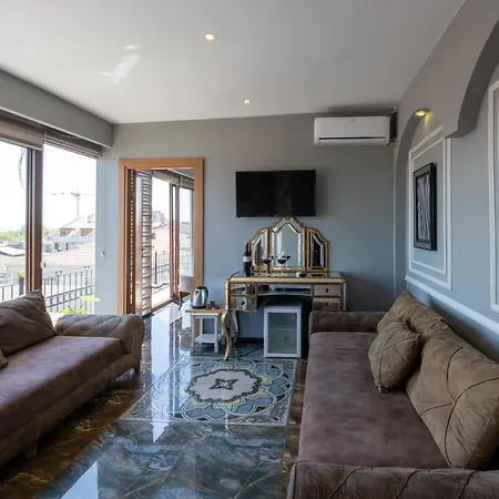 Otel Holıday Busıness Suıt İstanbul