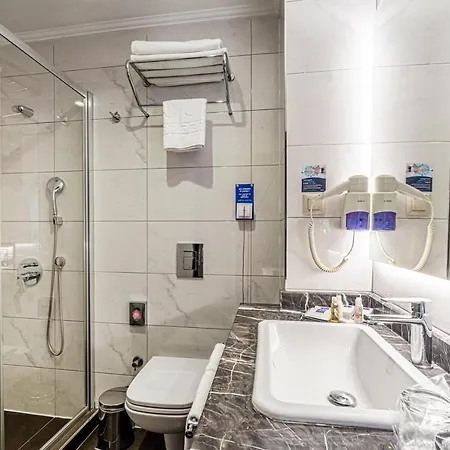Tryp By Wyndham Sisli فندق 4*
