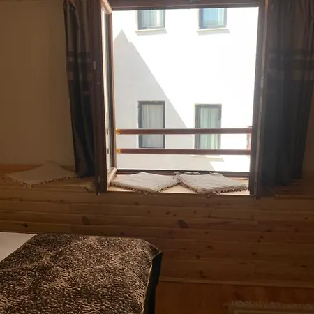 Tom Square Boutique Ξενοδοχείο 2*