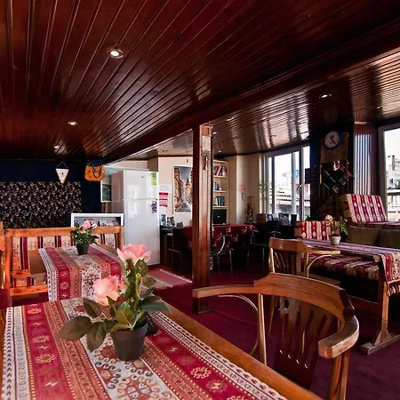 Sultanahmet Wooden House 3*