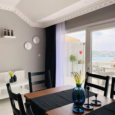 Apartment Amazing Flat With Terrace In Besiktas