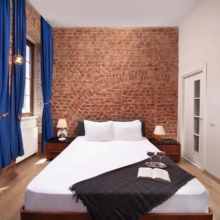 Nine Hotel
