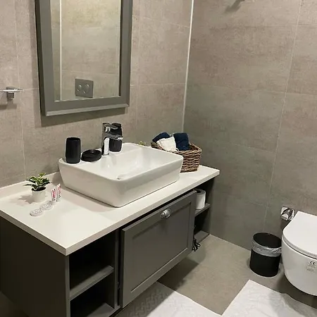Modern 1-bedroom Near Mall Of - 105 Gunesli 10 Apartment