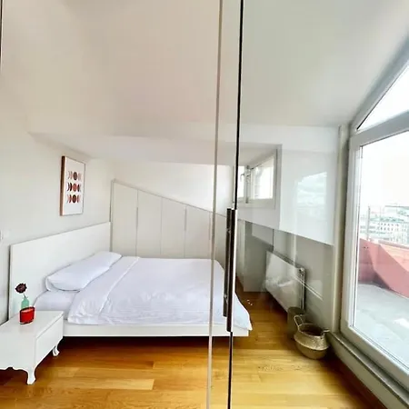Apartment Wonder Homes- Wonder Penthouse With Large Terrace Taksim Square Istanbul